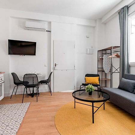 Charming Lucero Apartment Madrid Exterior photo